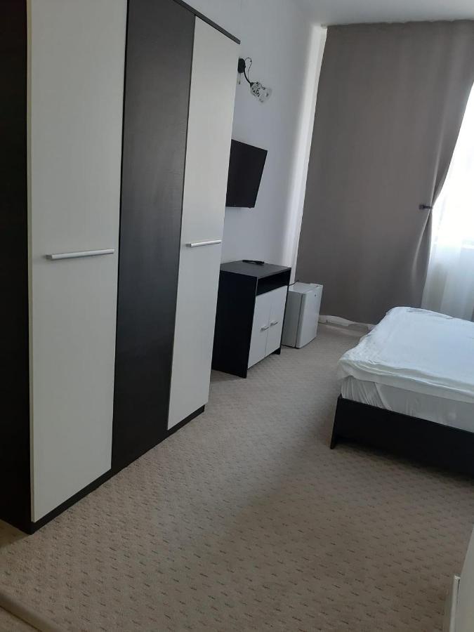 クラヨーヴァ Casablancaホステル エクステリア 写真