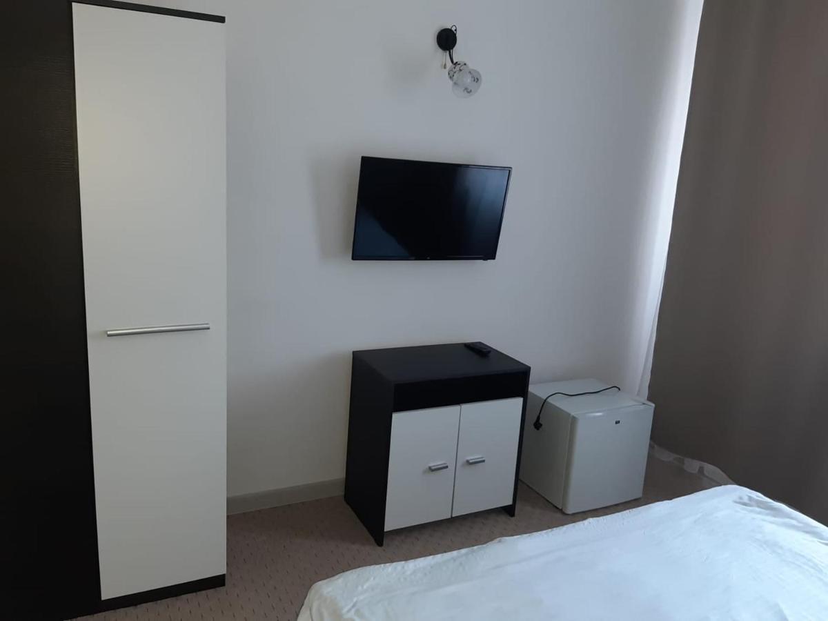 クラヨーヴァ Casablancaホステル エクステリア 写真